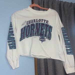 Charlotte Hornets Women’s Cropped Long Sleeve